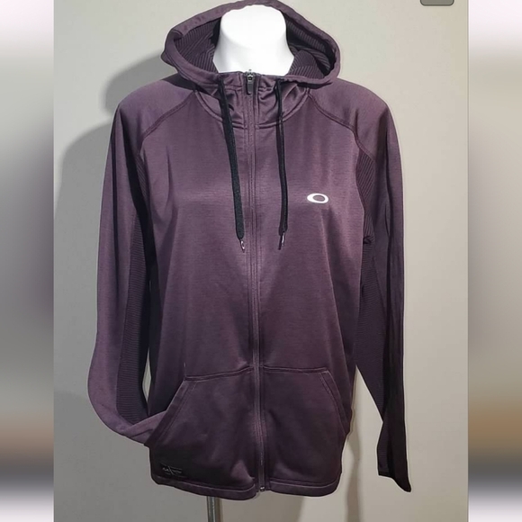 Oakley Tops - Oakley Regular Fit Coupe Standard Full Zip With Hood Women's